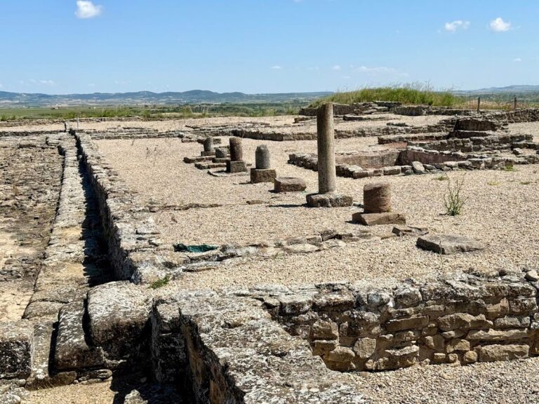 Andelos Archaeological Site: A Roman Settlement in Mendigorría, Spain