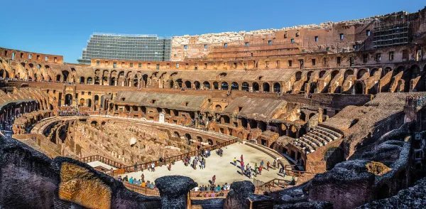 Colosseum: Ancient Roman Amphitheatre in Rome