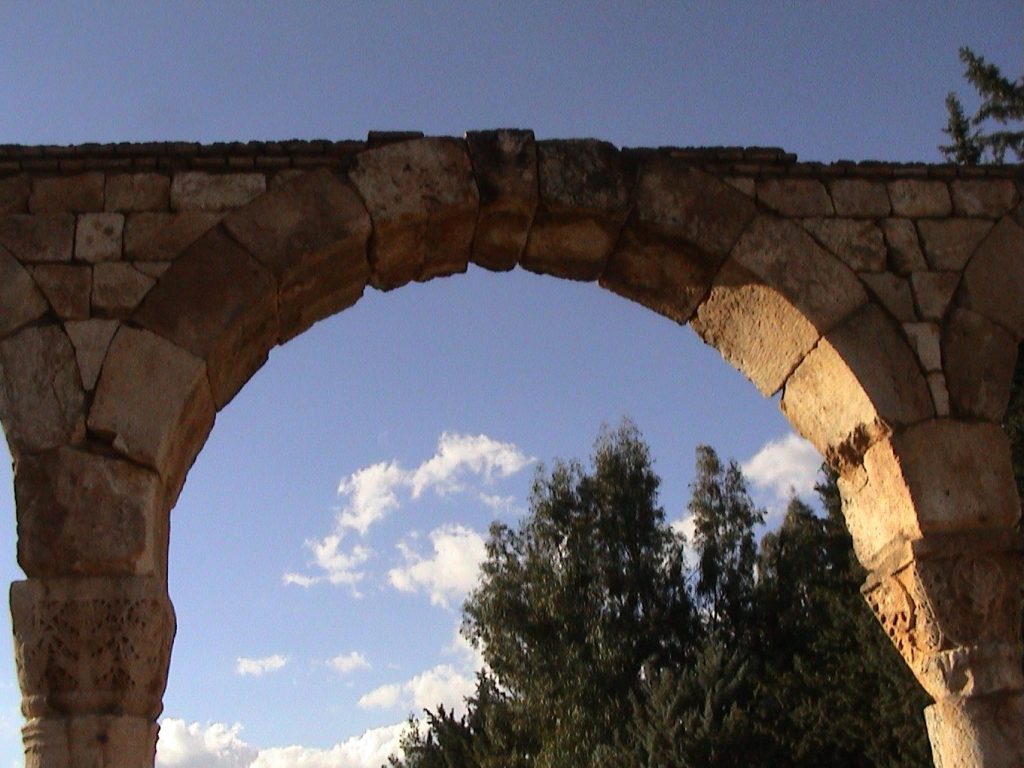 Baalbek Roman Ruins: A Monumental Roman Sanctuary in Lebanon 4 Baalbek Roman Ruins