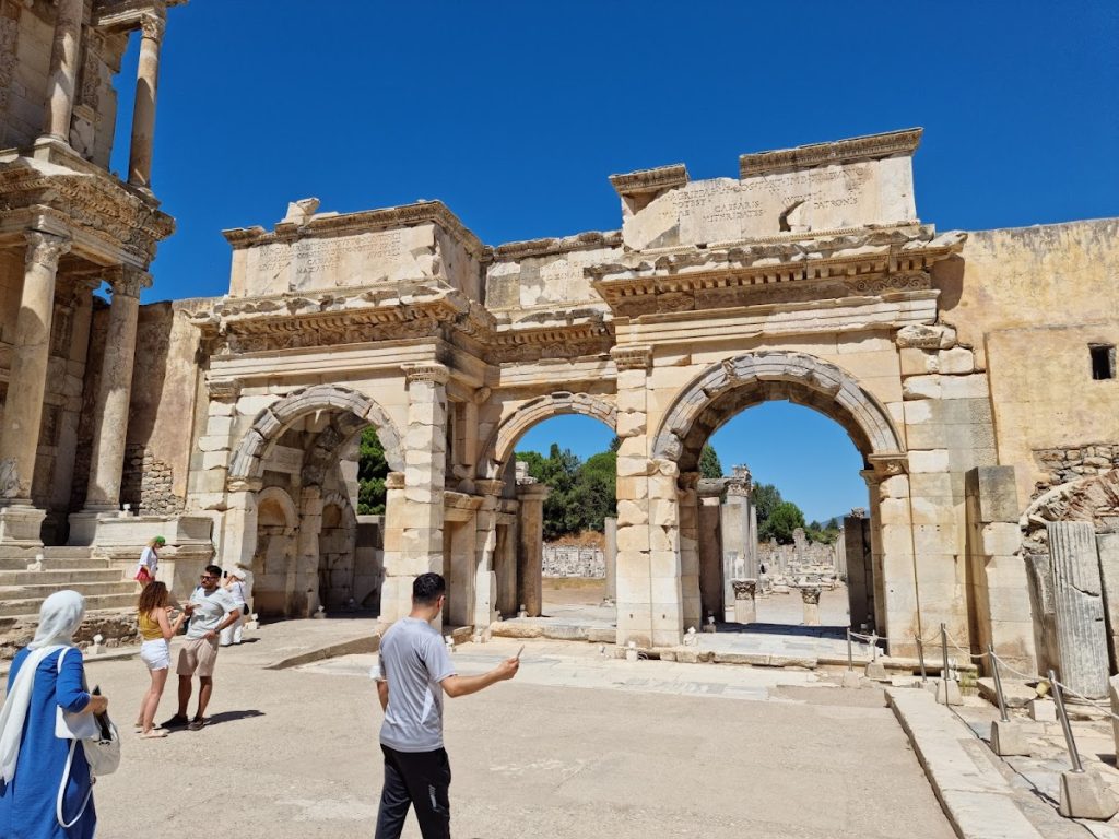 Ephesus Ancient City: A Greek, Roman, and Byzantine Metropolis in Türkiye 4 Ephesus Ancient City