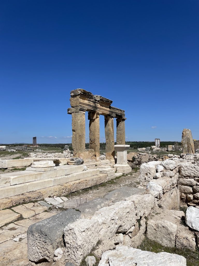 Blaundus Ancient City: A Hellenistic Macedonian and Roman Frontier Settlement in Türkiye 2 Blaundus Ancient City