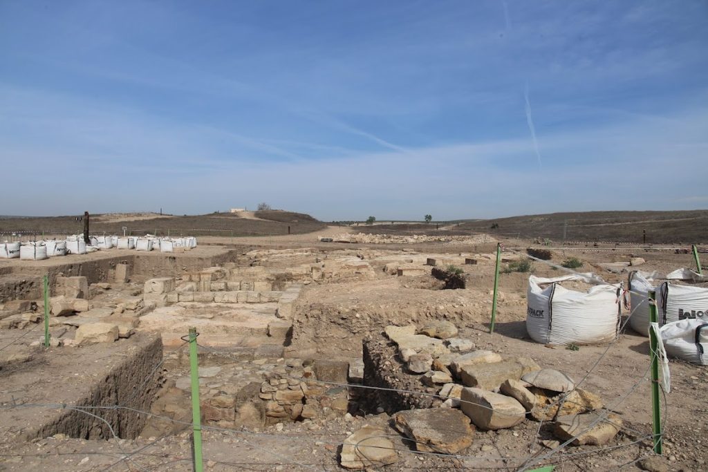 Castulo: An Iberian and Roman City in Spain 5 Castulo