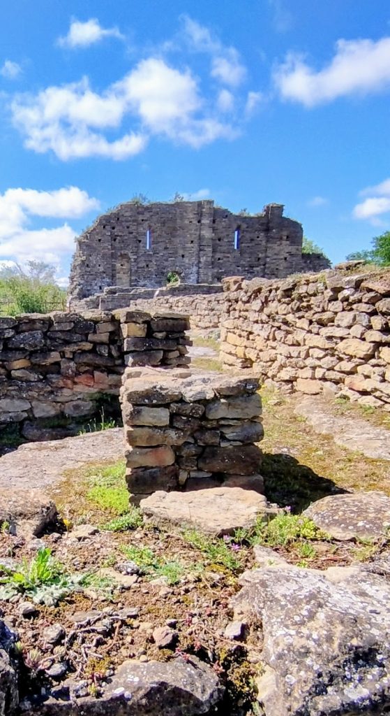 L’Esquerda: An Archaeological Settlement in Catalonia, Spain 1 L’Esquerda