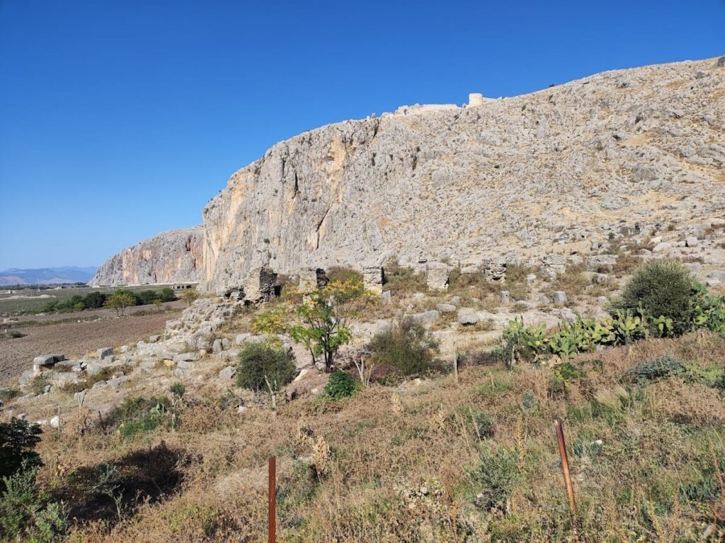 Anavarza Ruins: A Historic Fortress and City in Cilicia, Southern Türkiye 10 Anavarza Ruins