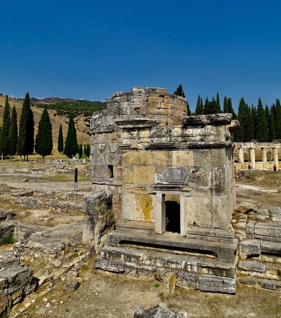 Hierapolis: A Hellenistic and Roman City in Türkiye 4 Hierapolis