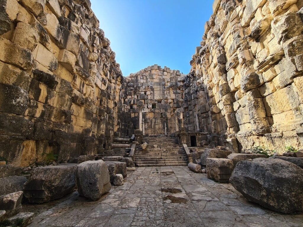 Niha Temple to Hadaranes