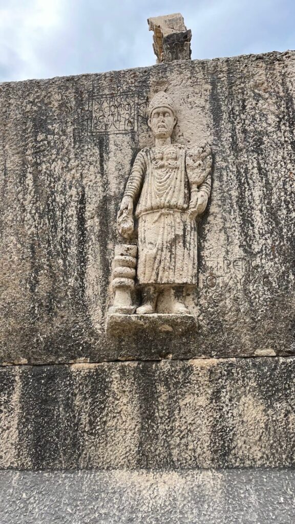 Niha Temple to Hadaranes