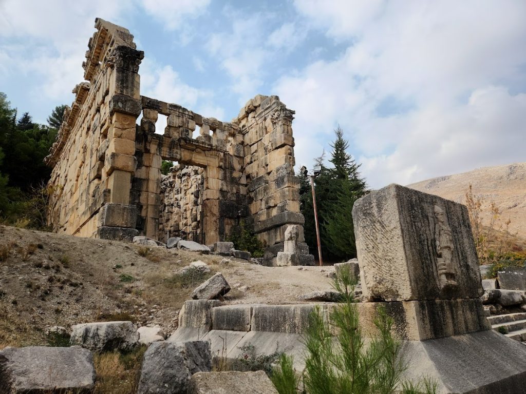 Niha Temple to Hadaranes
