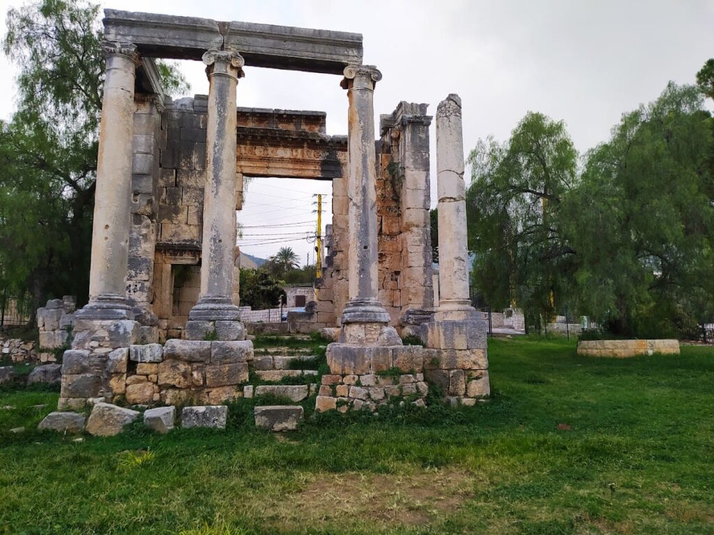 Bziza Roman temple