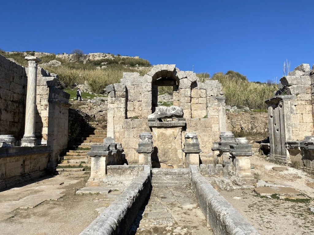 Perge Ancient City: A Pamphylian Urban Center in Türkiye 5 Perge Ancient City