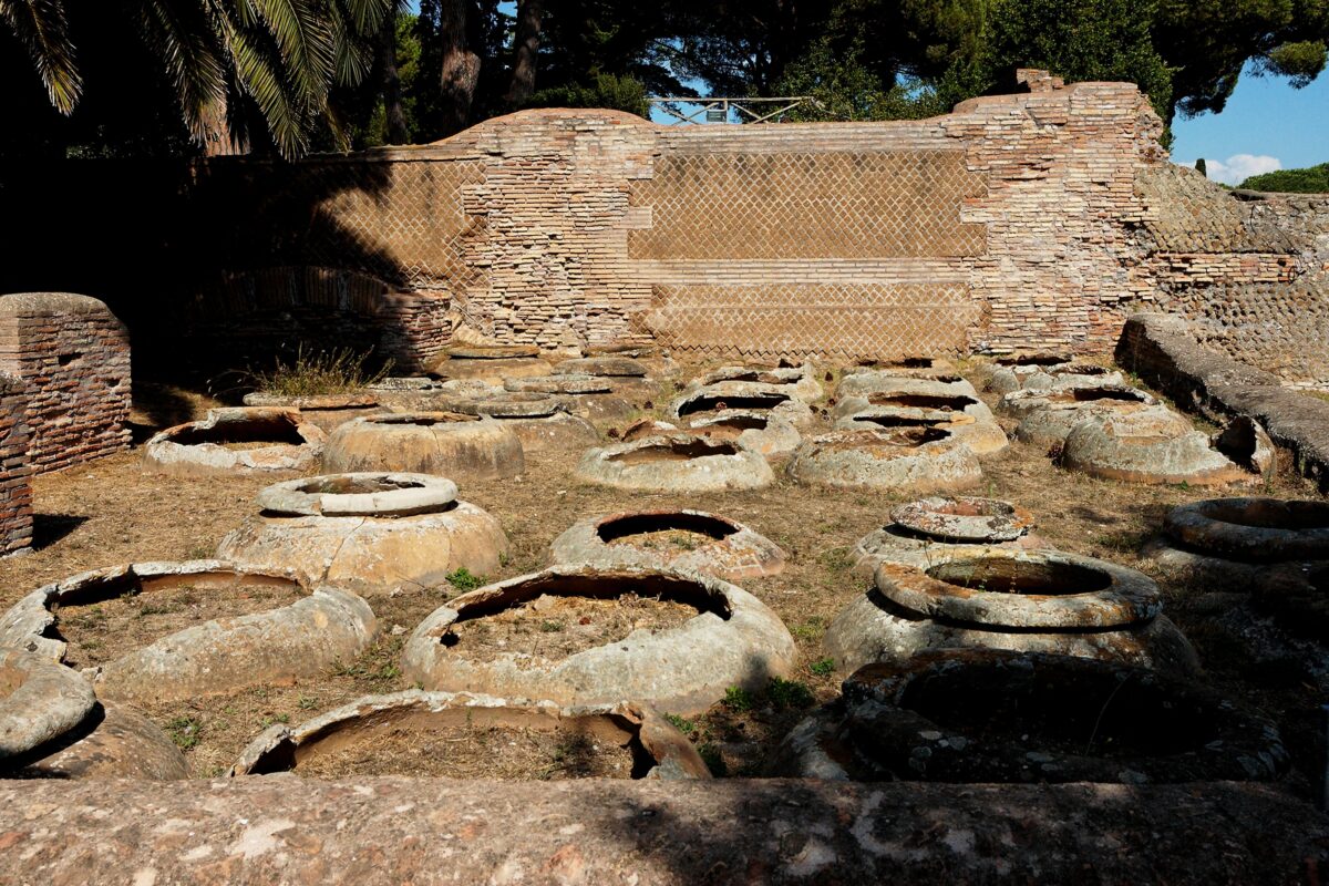 Shopping in Ancient Rome and the Roman Empire - Ancient History Sites