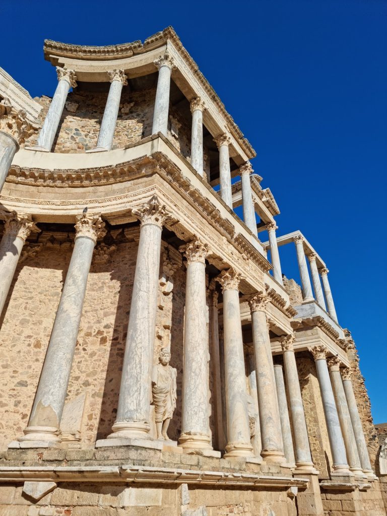 Roman Theatre of Mérida: A Roman Performance and Civic Complex in Spain 3 Roman Theatre of Mérida