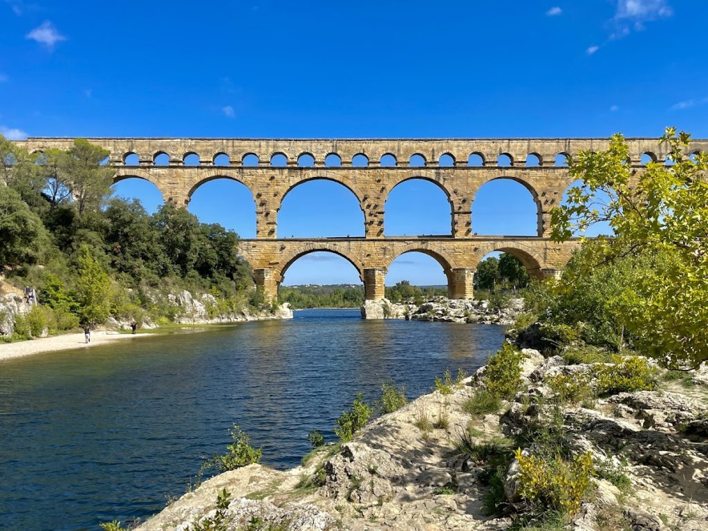 Pont du Gard: Roman Aqueduct Bridge in France 1 Pont du Gard