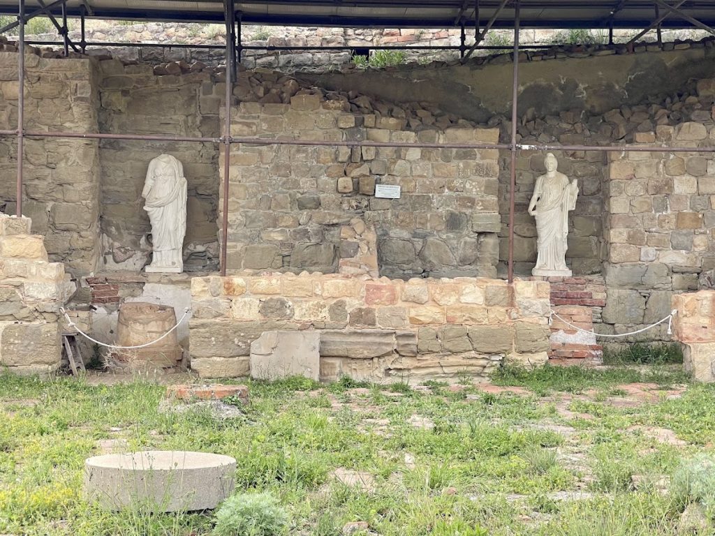 Halaesa Arconidea: Ancient Sicilian-Greek City and Roman Municipium in Italy 5 Halaesa Arconidea