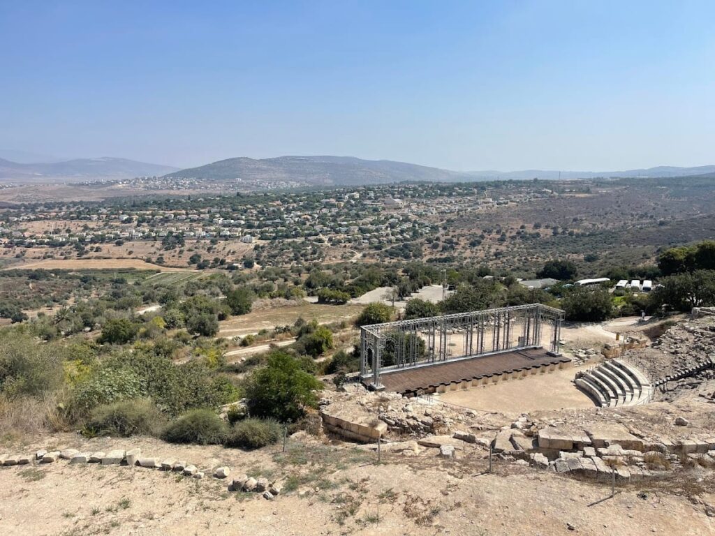 Sepphoris: A Multiperiod City in Galilee, Israel 4 Sepphoris
