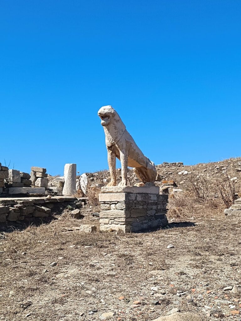 Archaeological Site of Delos: A Sacred and Cosmopolitan Centre of Ancient Greece 4 Archaeological Site of Delos