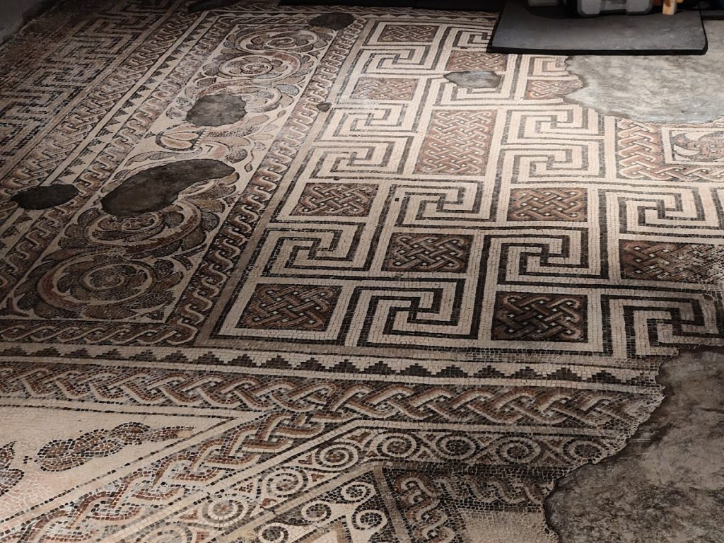 Chedworth Roman Villa: A Romano-British Rural Estate in Britain 4 Chedworth Roman Villa