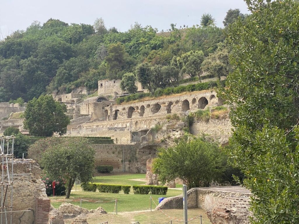 Baia: Ancient Roman Thermal Resort and Submerged City in Italy 4 Baia
