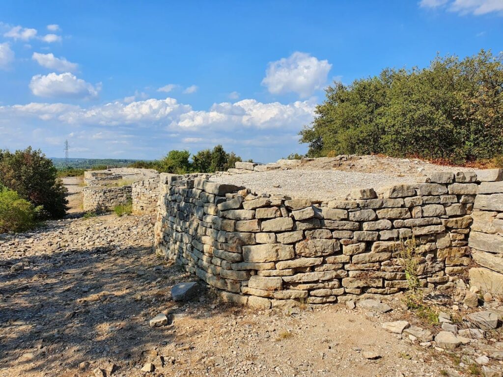 Ambrussum: A Pre-Roman Oppidum and Roman Road Station in France 2 Ambrussum