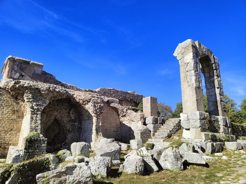Carsulae: A Roman Road City and Trading Center in Italy 1 Carsulae