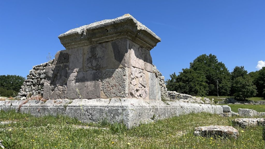 Carsulae: A Roman Road City and Trading Center in Italy 3 Carsulae