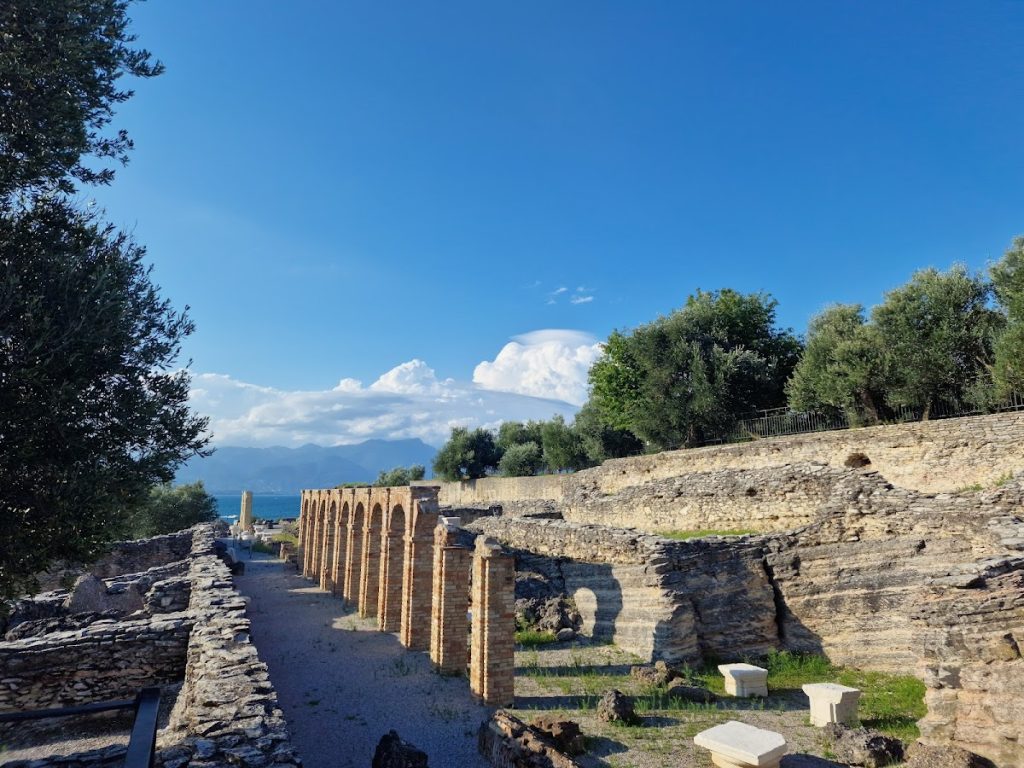 Archaeological Site of Grotte di Catullo: A Roman Villa at Sirmione 4 Archaeological site of Grotte di Catullo