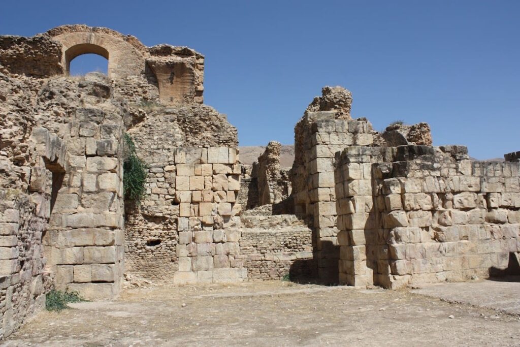 Bulla Regia: An Archaeological Site of Roman and Numidian Heritage in Tunisia 10 The Archaeological Site of Bulla Regia