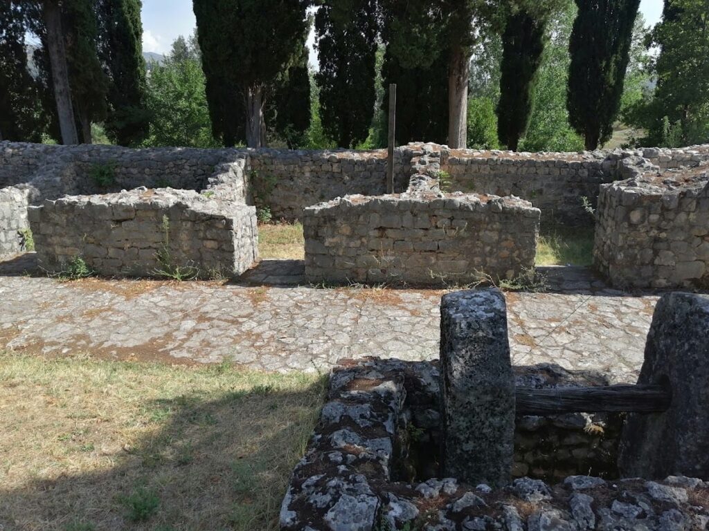 The Late-Antique Villa of Mogorjelo: A Roman Agricultural Estate and Fortified Enclosure 2 The Late-Antique Villa of Mogorjelo