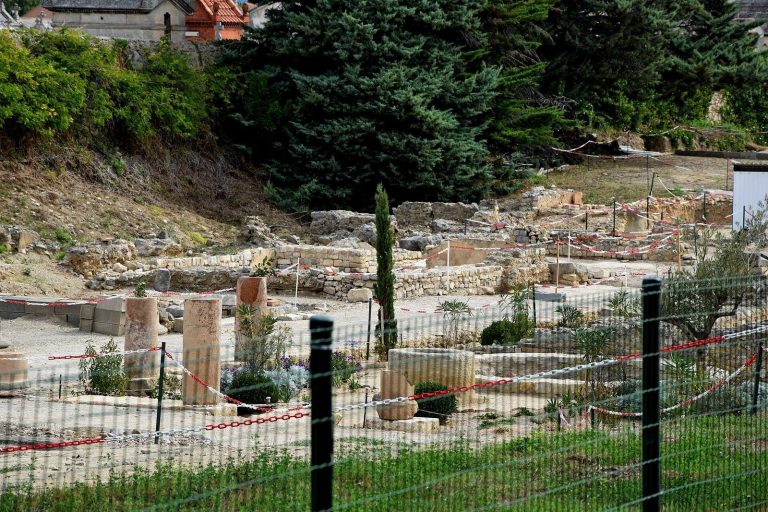 Archaeological Remains of the Clos de la Lombarde: A Roman Quarter in Narbonne