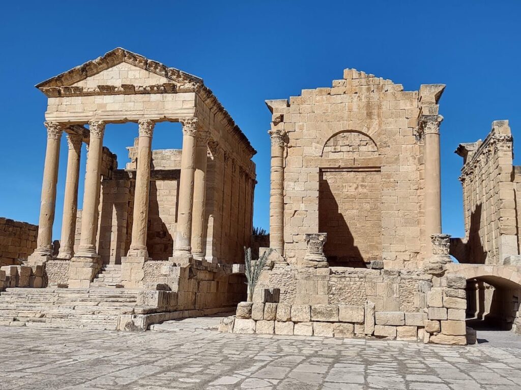 Sufetula Archaeological Site: A Roman and Byzantine City in Tunisia 1 Sufetula Archaeological Site
