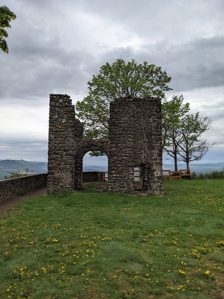Oppidum of Corent: An Arvernian Political and Religious Center in France 2 Oppidum of Corent