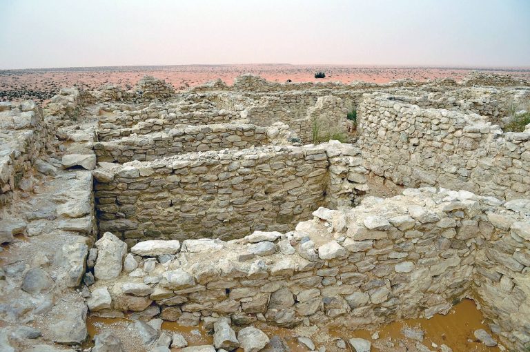 Ksar Ghilane: A Roman Frontier Fort in Tunisia