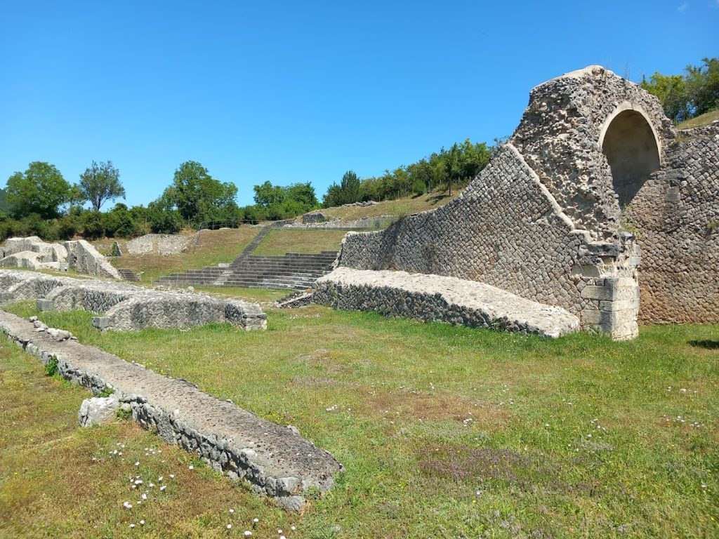 Amiternum Archaeological Area: The Roman Theatre in Italy 3 Area Archeologica di Amiternum - Teatro Romano
