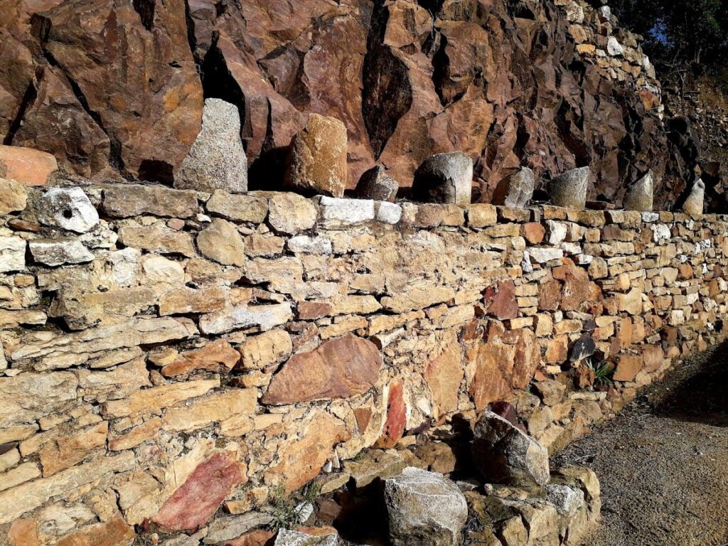 Saint-Vincent Oppidum: A Gallic and Roman Hilltop Settlement in France 4 Saint-Vincent Oppidum