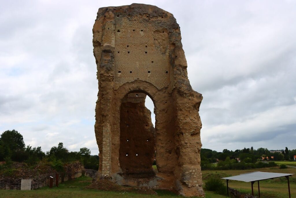 Archaeological Site of Old Poitiers (Vieux-Poitiers)