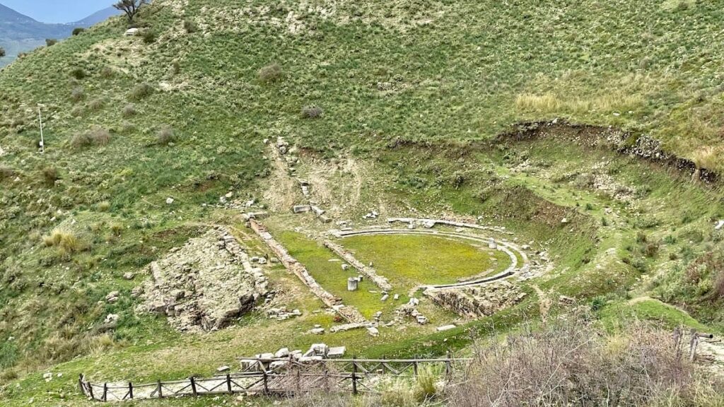 Ancient Phoenicia Archaeological Park 3 B.C. finiqit