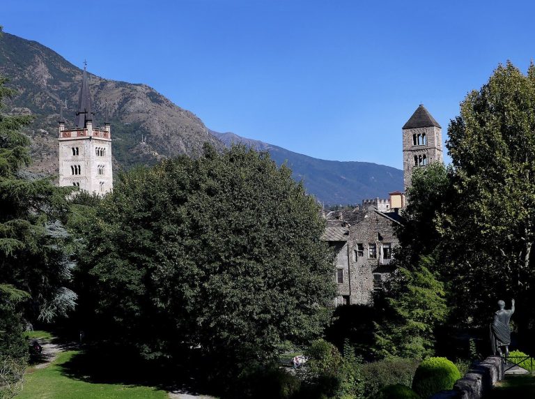 Susa, Italy: An Alpine Crossroads from the Roman Era to the Modern Age