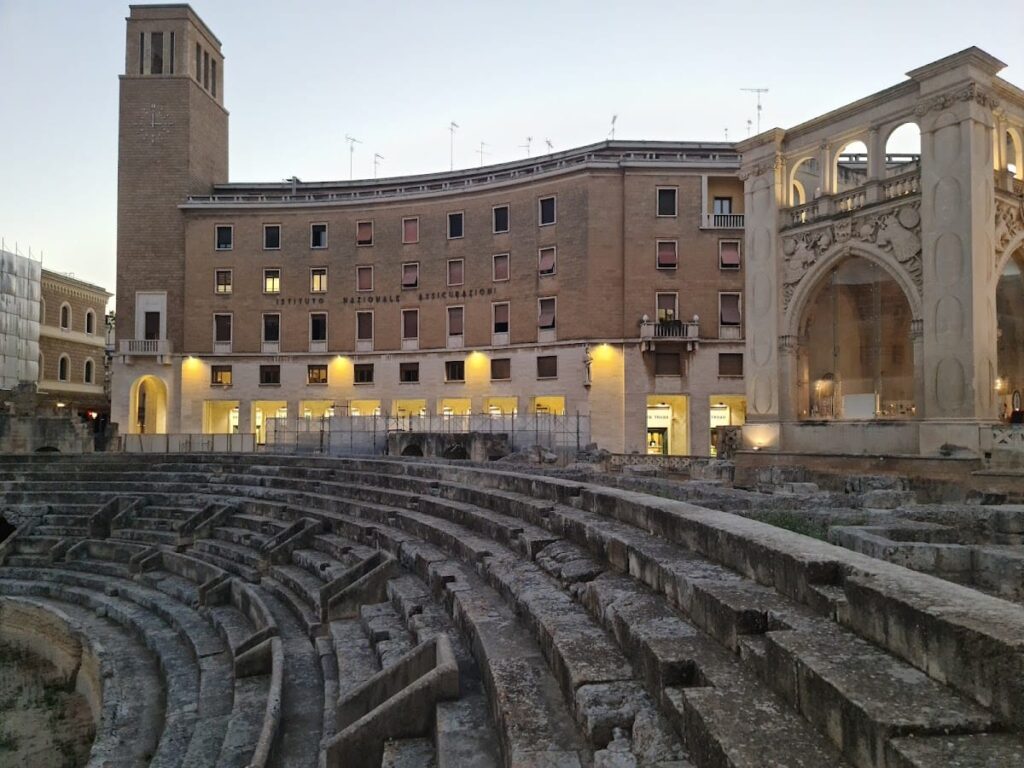 Amphitheatre of Lecce: A Roman Entertainment Venue in Italy 7 Amphitheatre of Lecce
