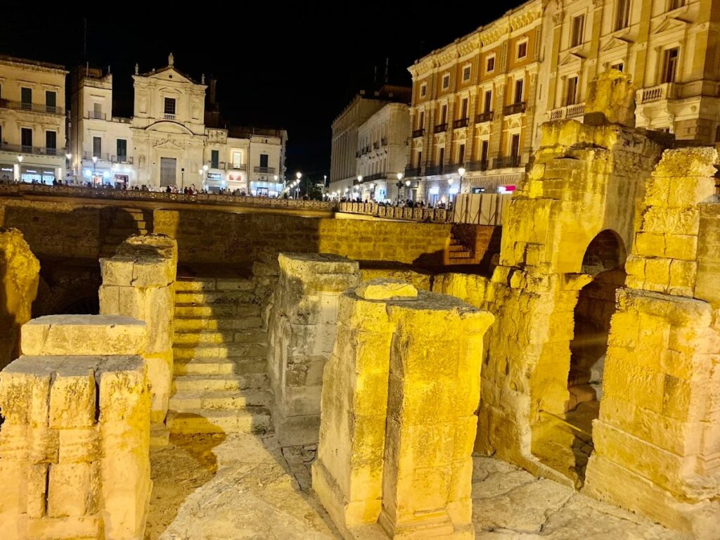 Amphitheatre of Lecce: A Roman Entertainment Venue in Italy 9 Amphitheatre of Lecce