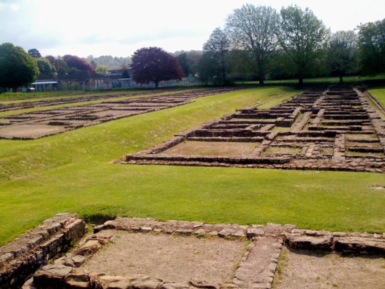Isca Augusta: Roman Legionary Fortress in Wales