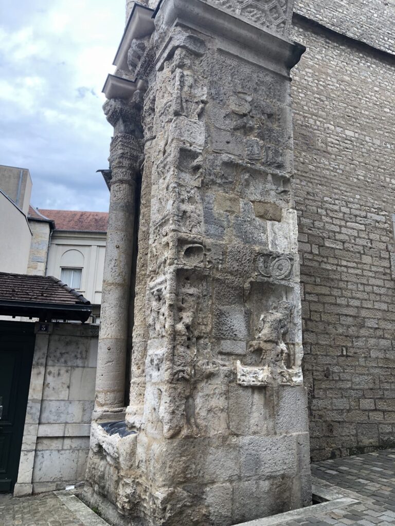 Porte Noire, Besançon: A Gallo-Roman Triumphal Arch 3 porte Noire Besançon