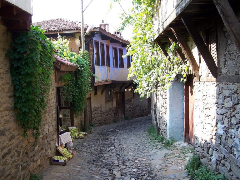 Cumalıkızık Village: An Early Ottoman Vakıf Settlement in Türkiye