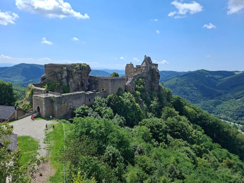 Aggstein Castle: A Medieval Spur Fortress in Austria 2 Aggstein Castle