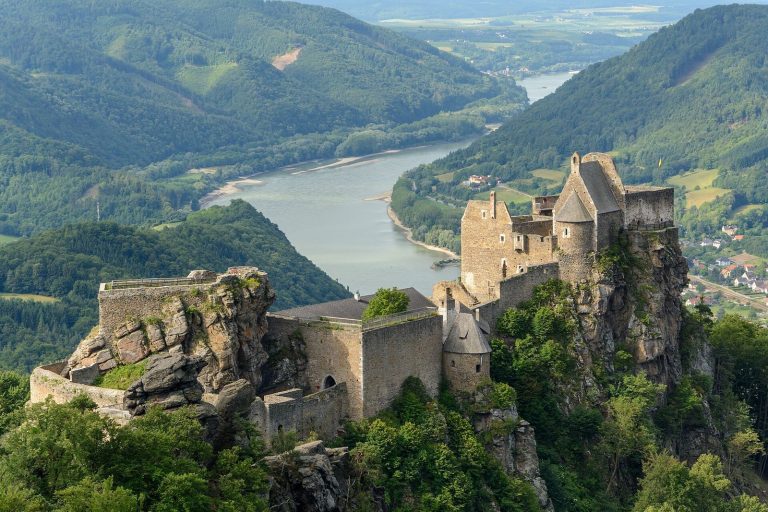 Aggstein Castle: A Medieval Spur Fortress in Austria