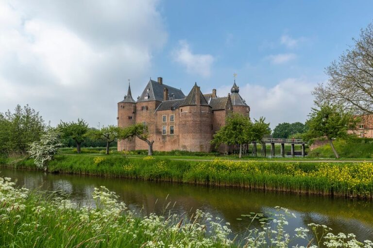 Ammersoyen Castle: A Medieval Water Castle in the Netherlands