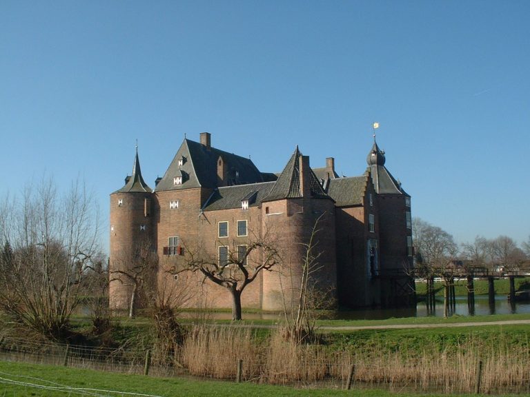 Ammersoyen Castle: A Medieval Water Castle in the Netherlands