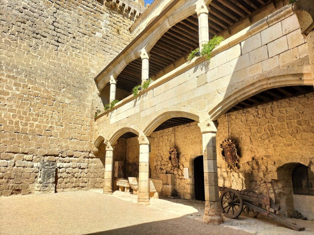 Ampudia Castle