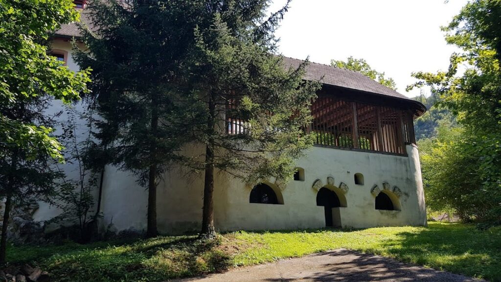 Angenstein Castle: A Historic Fortress in Switzerland 9 Angenstein Castle