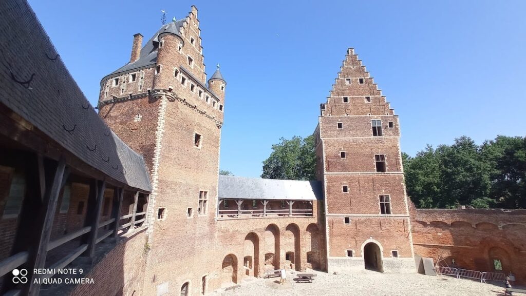 Beersel Castle