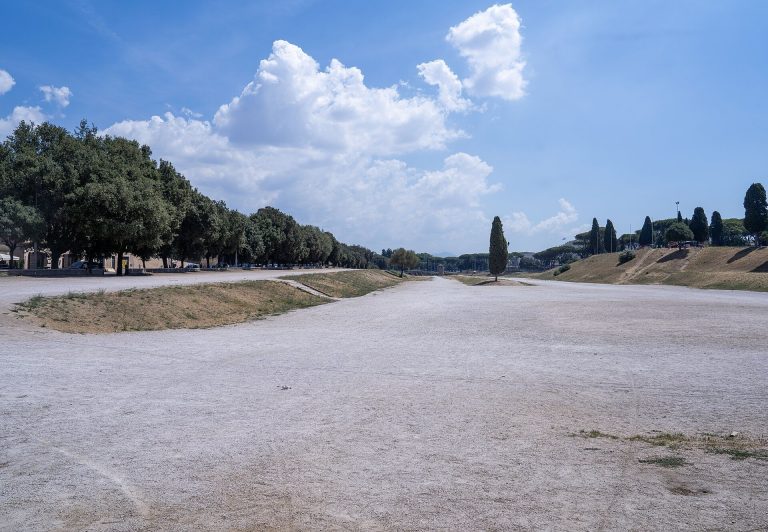 Circus Maximus: Rome’s Ancient Chariot-Racing Venue